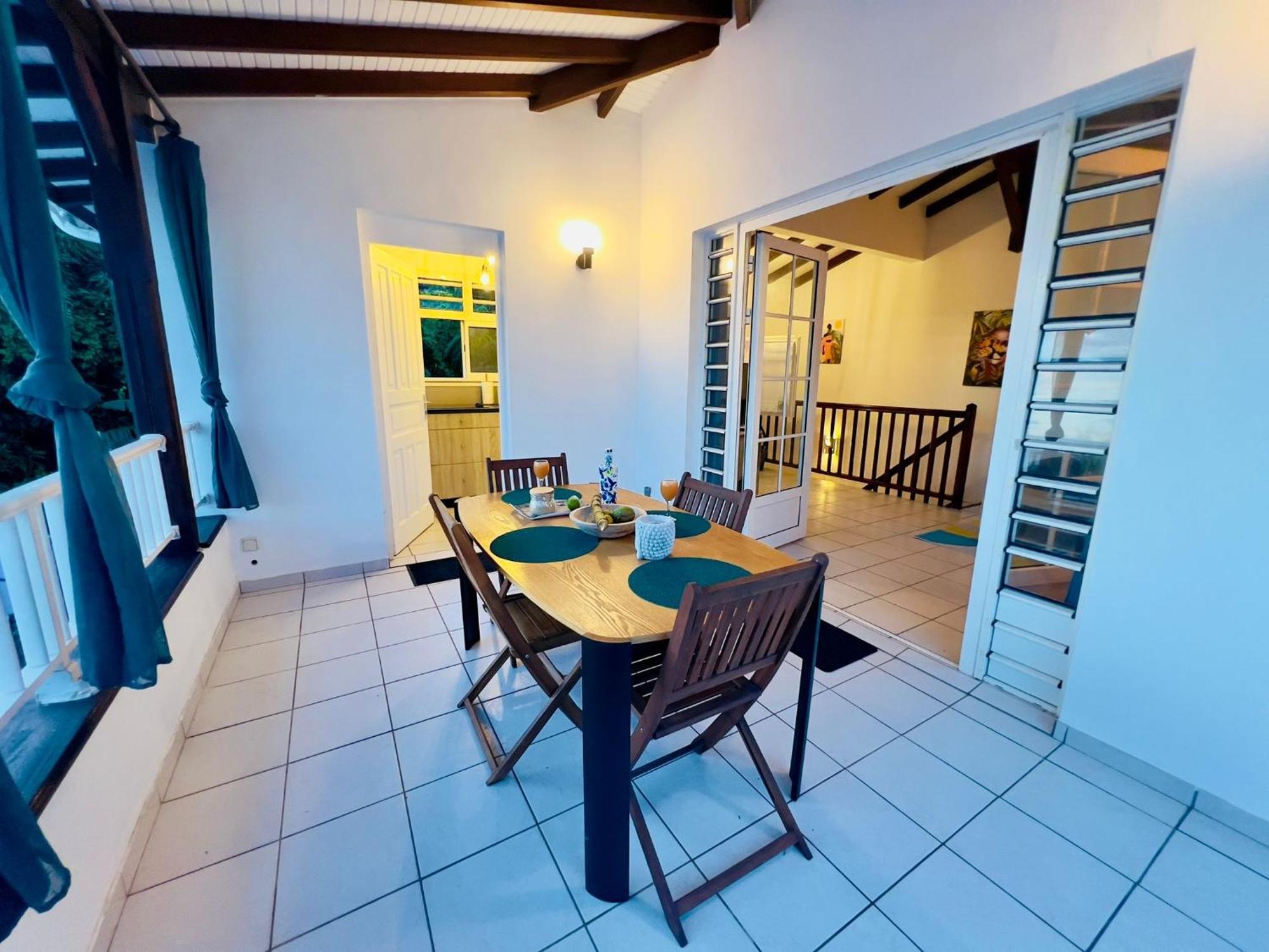 Villa Iguana, Duplex Paisible, Vue Magnifique Mer Et Rocher Du Diamant, Piscine Sainte-Luce Bagian luar foto